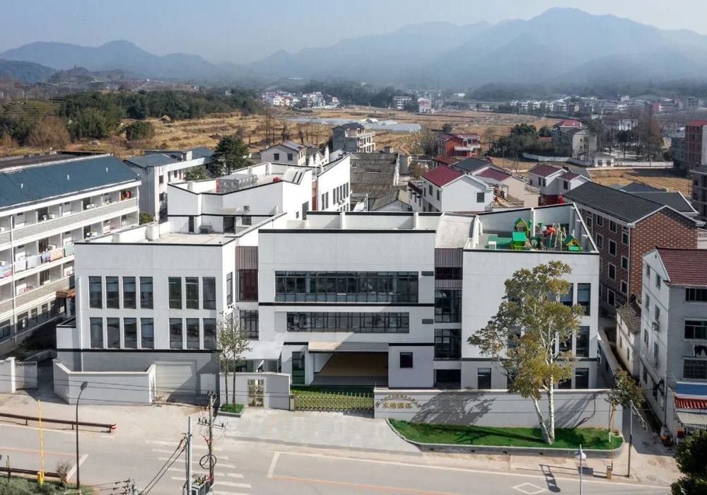 方寸之间，有边无界 | 义乌大陈镇东塘幼儿园设计解读