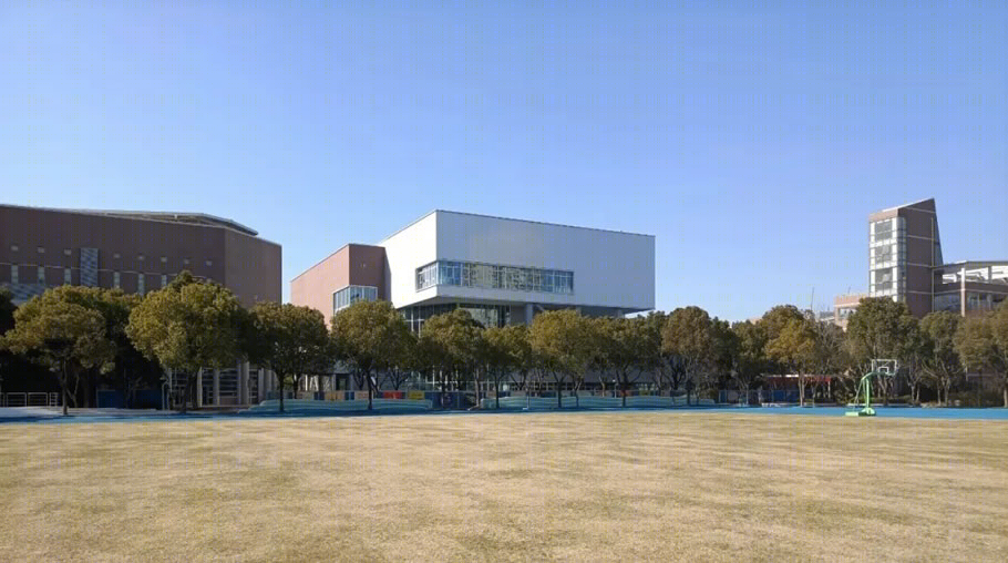 上海市实验学校新建体育中心 | 盒子叠错，空间交互