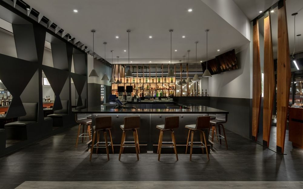 Roth Sheppard Architects 打造 Hapa Sushi Grill 和 Sake Bar | 和谐融合的双重魅力