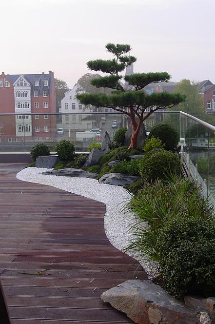 日本风格屋顶花园 打造宜居邻里空间