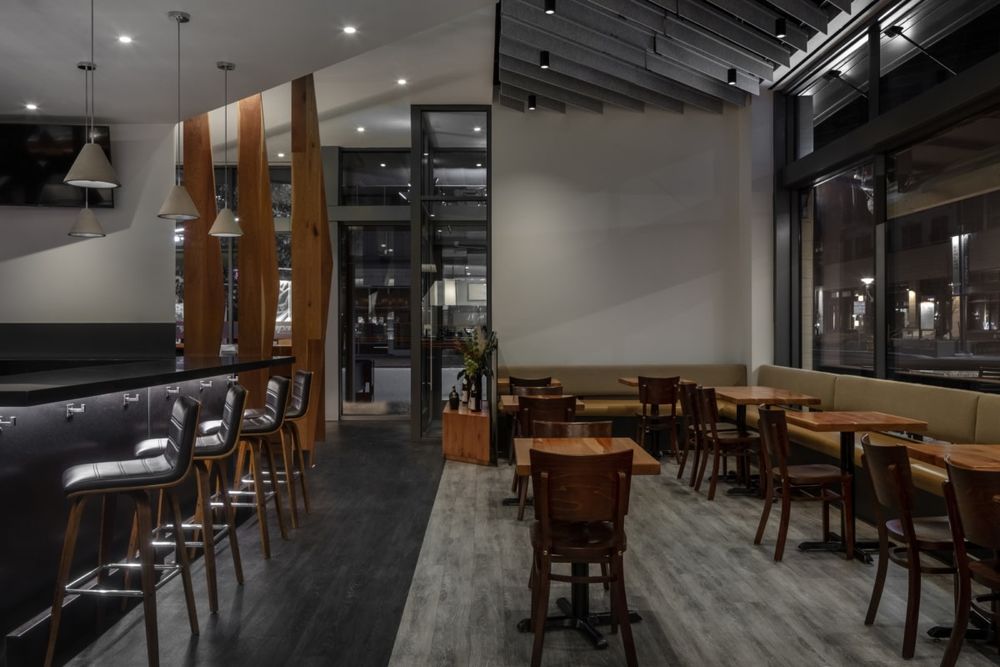 Roth Sheppard Architects 打造 Hapa Sushi Grill 和 Sake Bar | 和谐融合的双重魅力