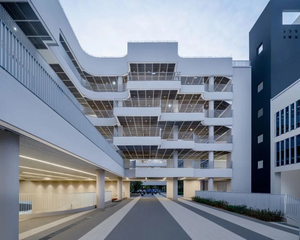 南山麒麟中学改扩建 | 有机链接新旧建筑，活力重塑校园空间