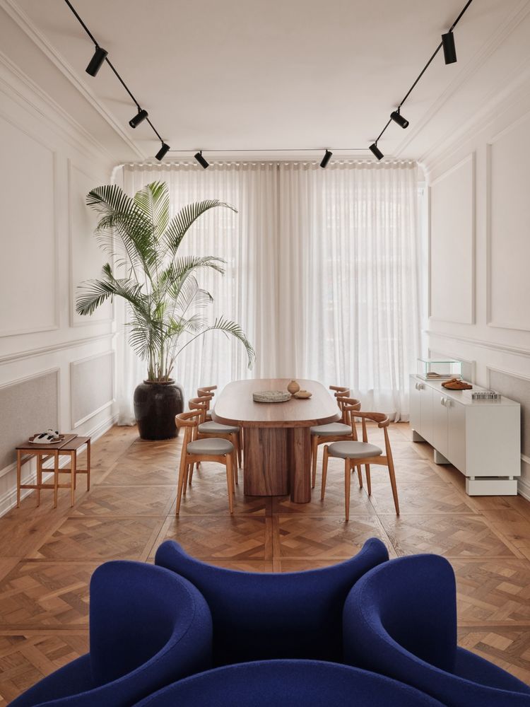 Birkenstock showroom by Griffe Studio