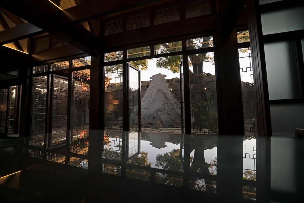 北京南池子大街“介众山”四合院改造 | 保护风貌，扩展空间