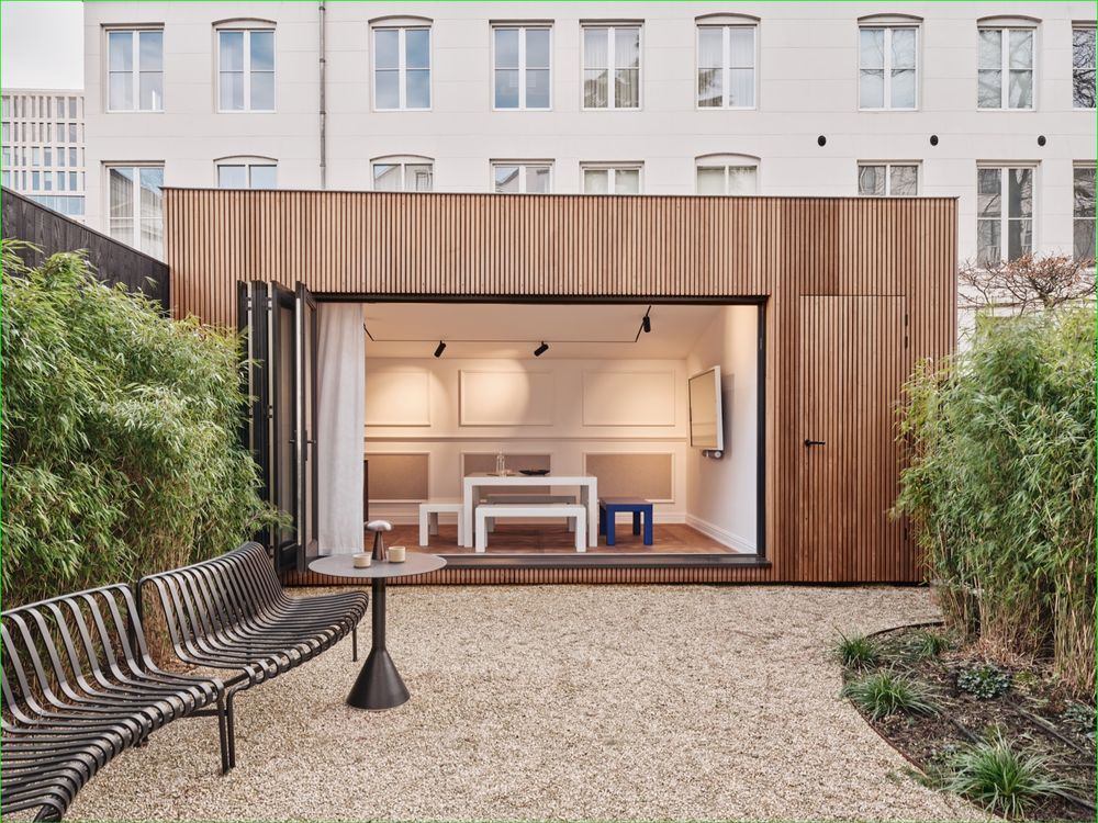Birkenstock showroom by Griffe Studio