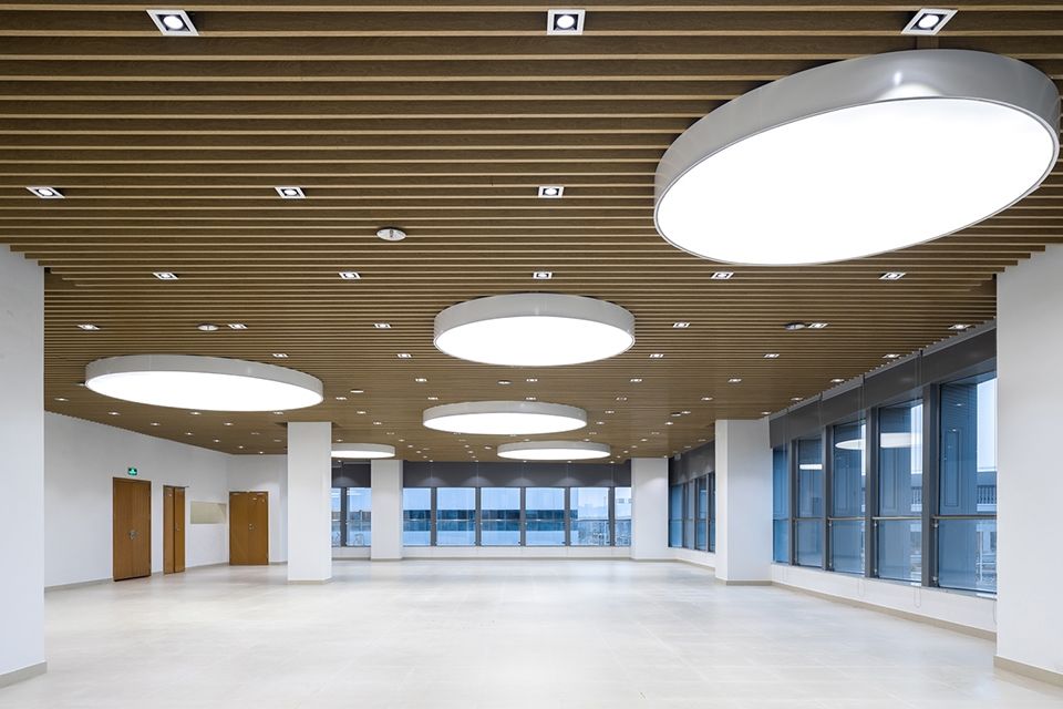 港珠澳大桥珠海口岸办公区 | 严谨活泼的国门形象