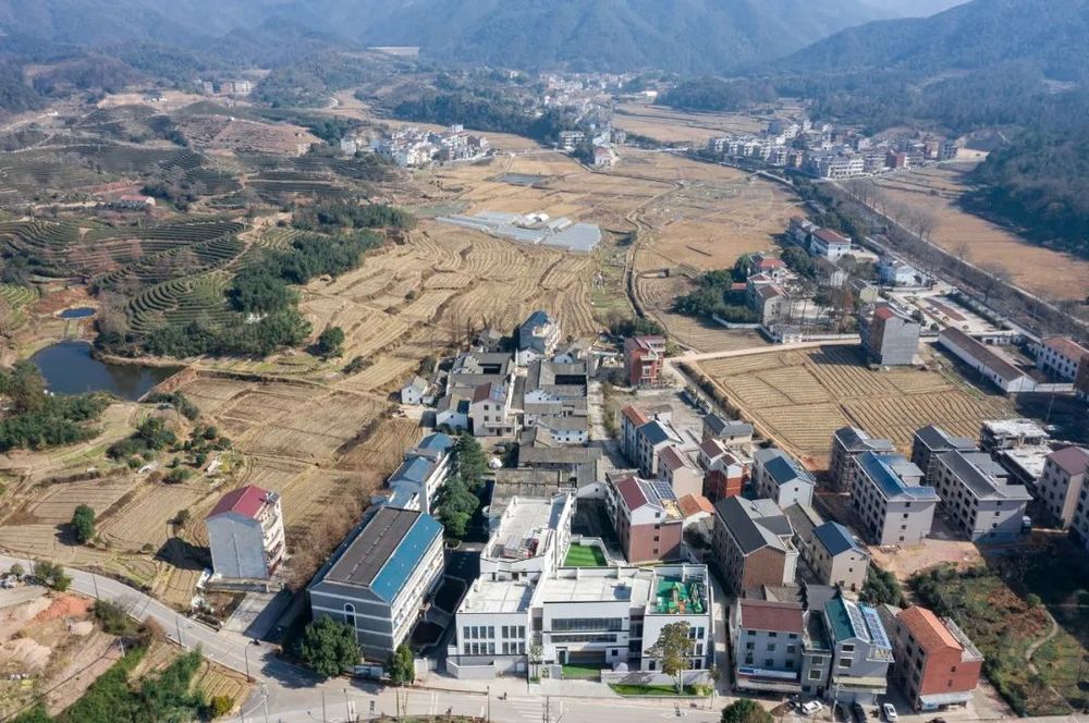 方寸之间，有边无界 | 义乌大陈镇东塘幼儿园设计解读