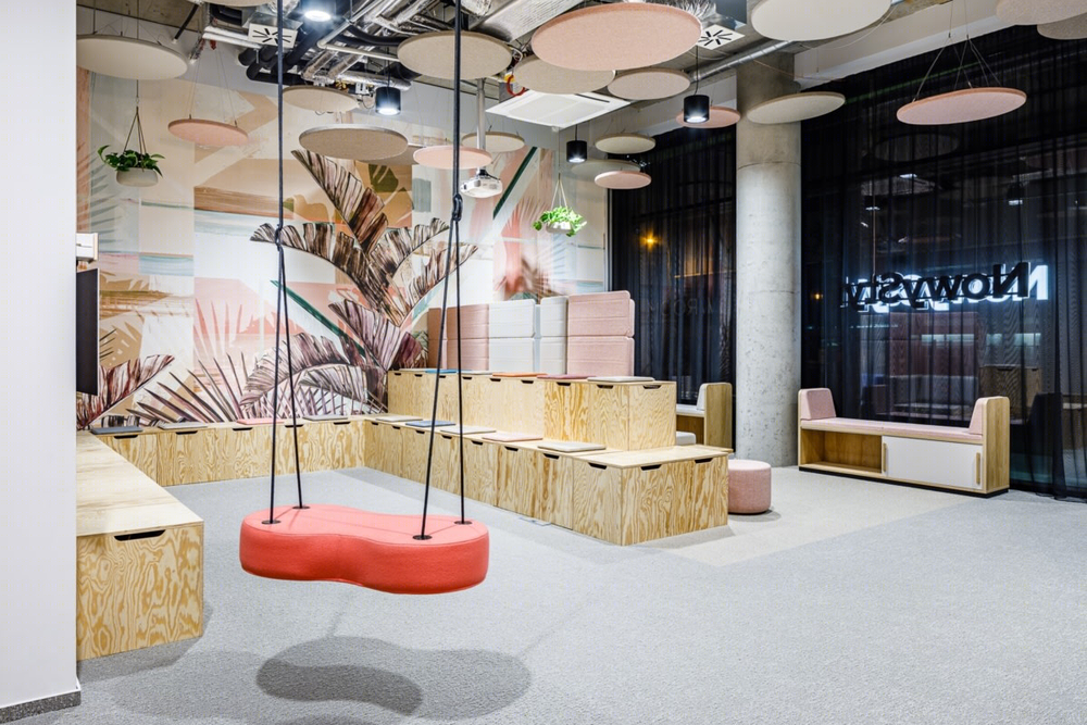 布拉格 Nowy Styl 展示厅及办公室 | 工业温暖的独特空间