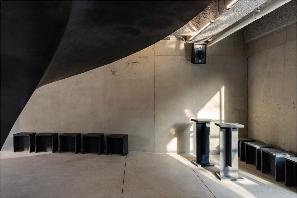 Mardi Mercredi store by Studio Unravel