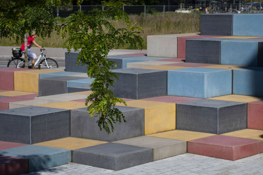 德国 Augsburg 城市星装置 | 彩色混凝土块打造独特城市景观