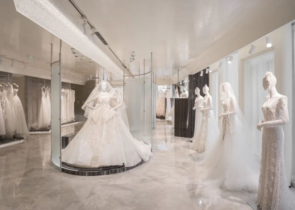 冰雪之恋 | MANLIBRIDAL 婚纱馆的极简奢华设计