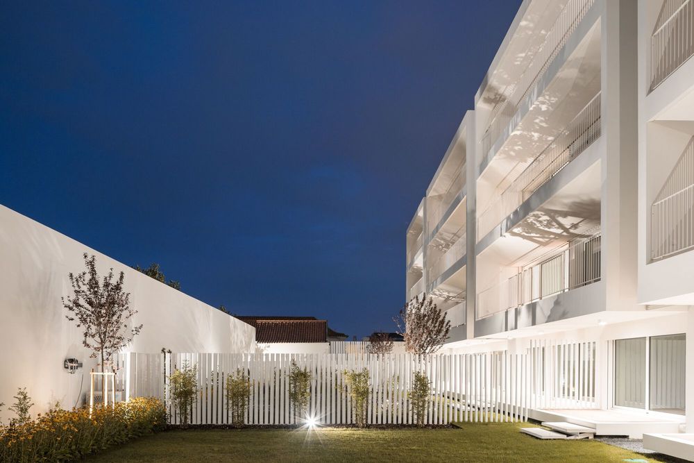 Giestal Building / Saraiva + Associados