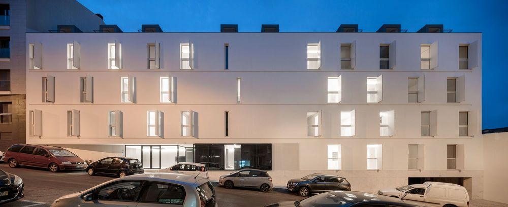 Giestal Building / Saraiva + Associados
