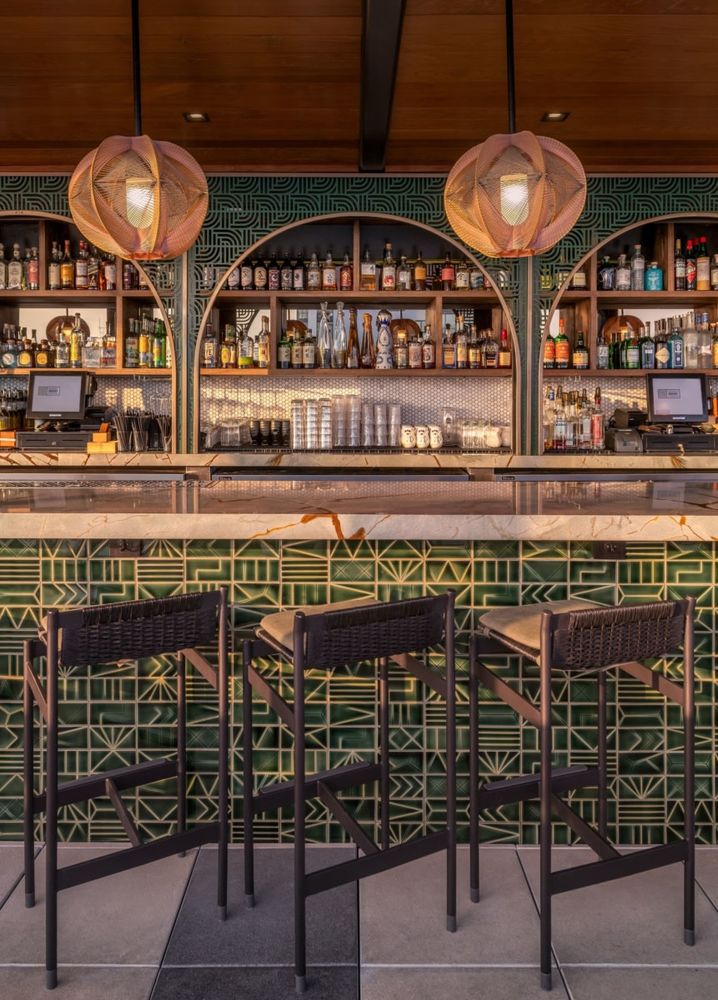 KAIYŌ Rooftop Bar | 热带绿洲般的美食逃逸