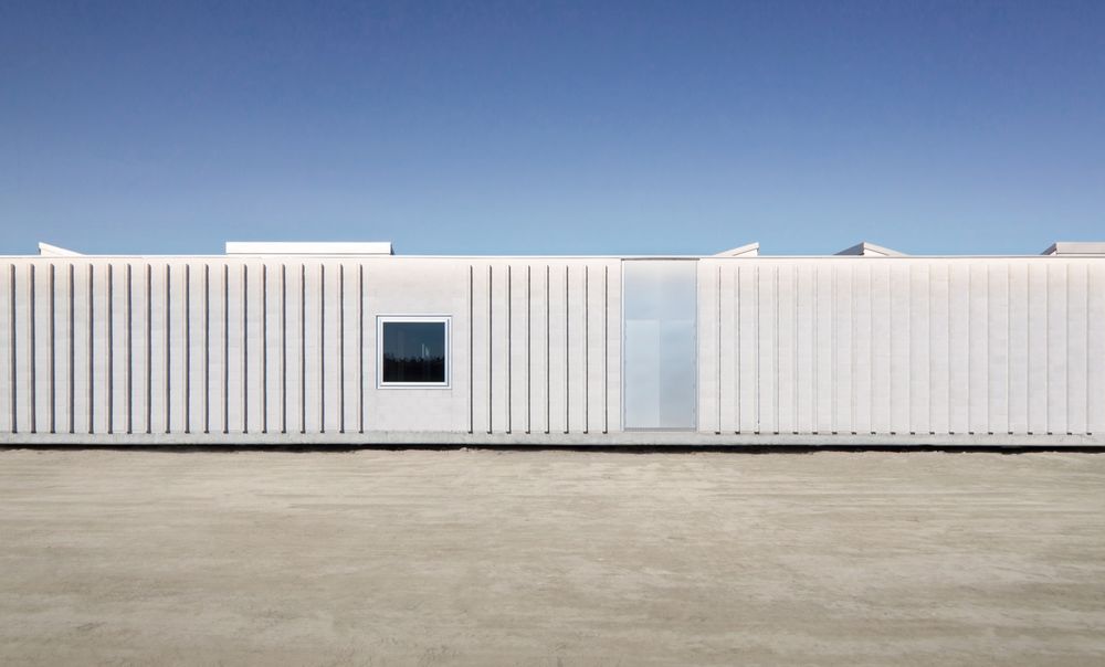 Óscar Miguel Ares Álvarez 打造温馨养老院——Housing for the Elderly