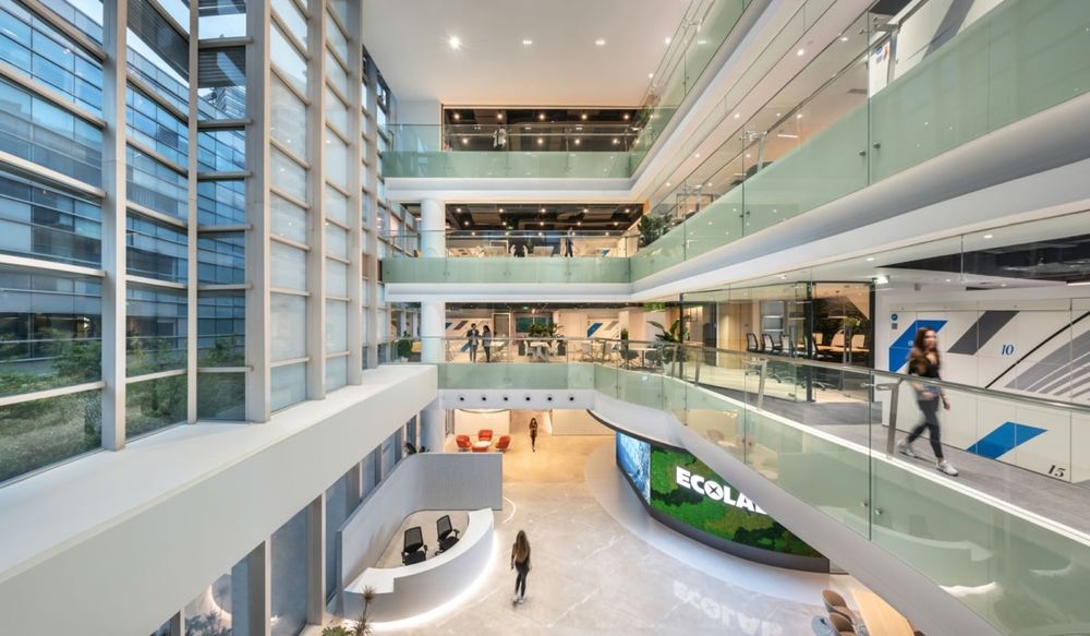 M Moser Associates 打造绿色生态总部办公室