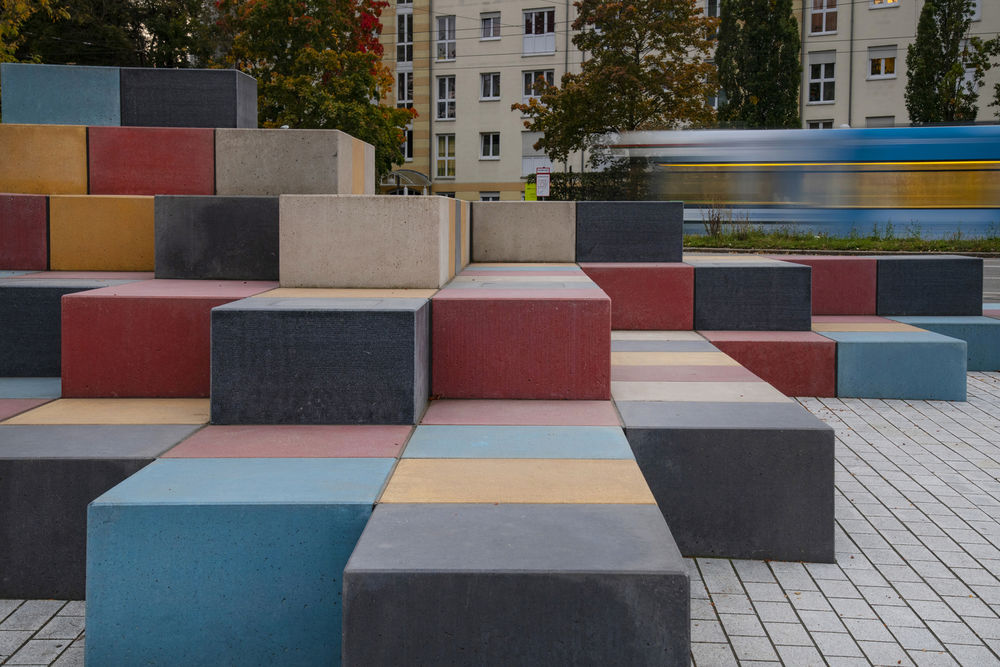 德国 Augsburg 城市星装置 | 彩色混凝土块打造独特城市景观