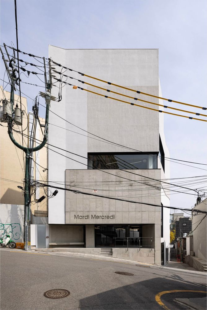 Mardi Mercredi store by Studio Unravel