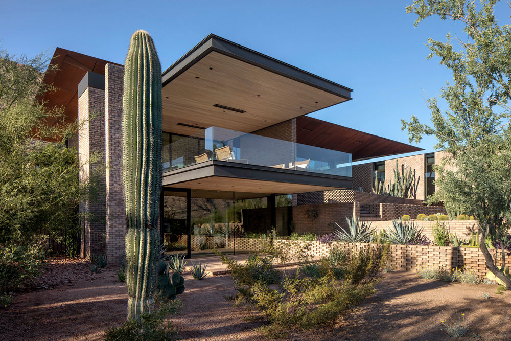 Dazzling in the Desert: Ghost Wash House by A-I-R.