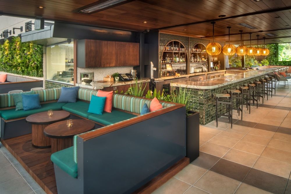 KAIYŌ Rooftop Bar | 热带绿洲般的美食逃逸