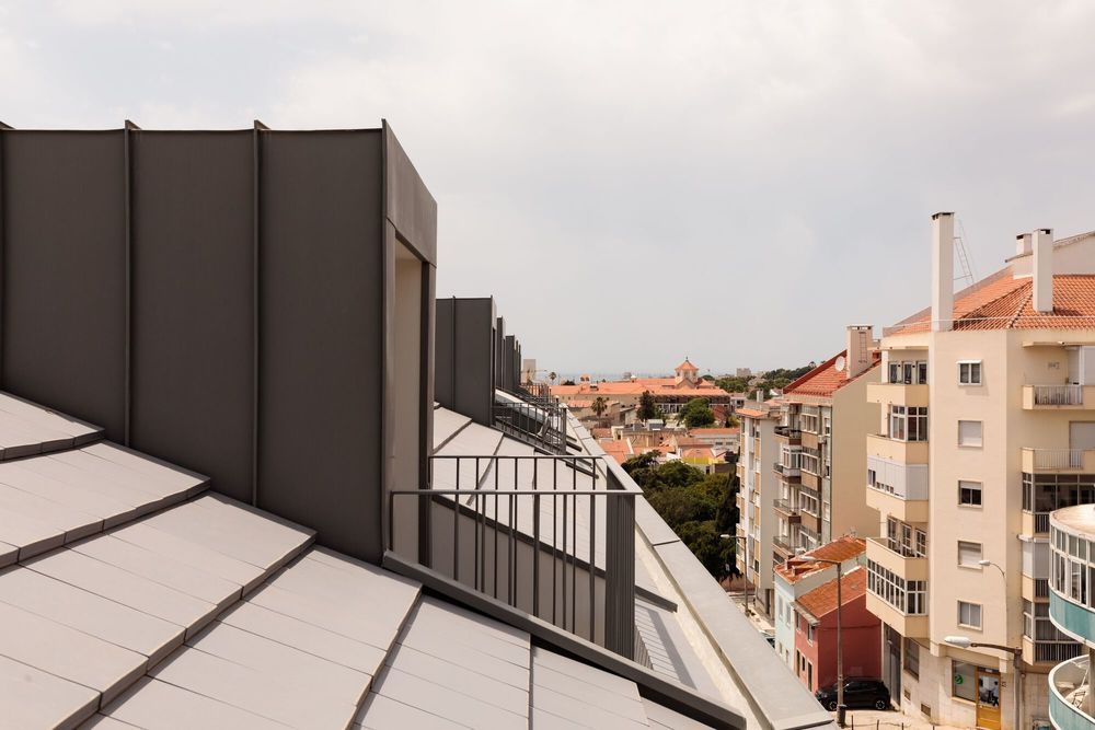 Giestal Building / Saraiva + Associados