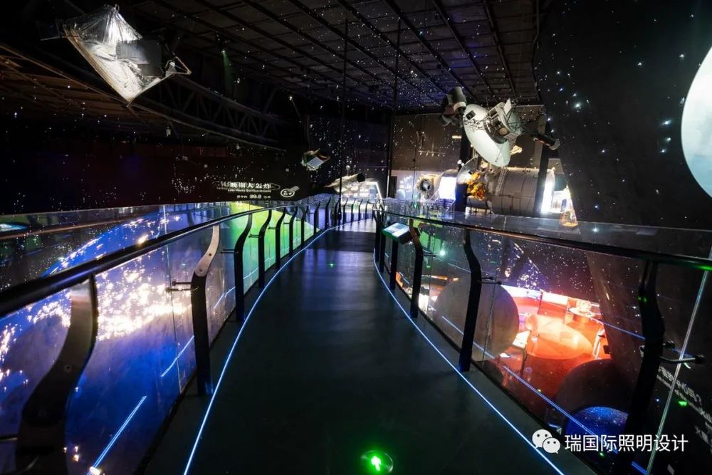 上海天文馆 | 用灯光打造浩渺宇宙的沉浸式体验