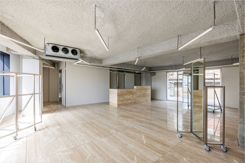 Mardi Mercredi store by Studio Unravel