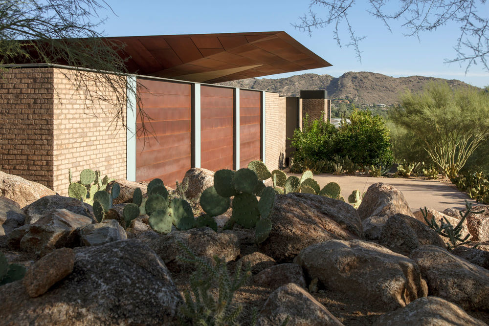 Dazzling in the Desert: Ghost Wash House by A-I-R.