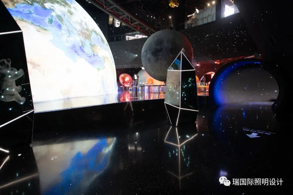 上海天文馆 | 用灯光打造浩渺宇宙的沉浸式体验