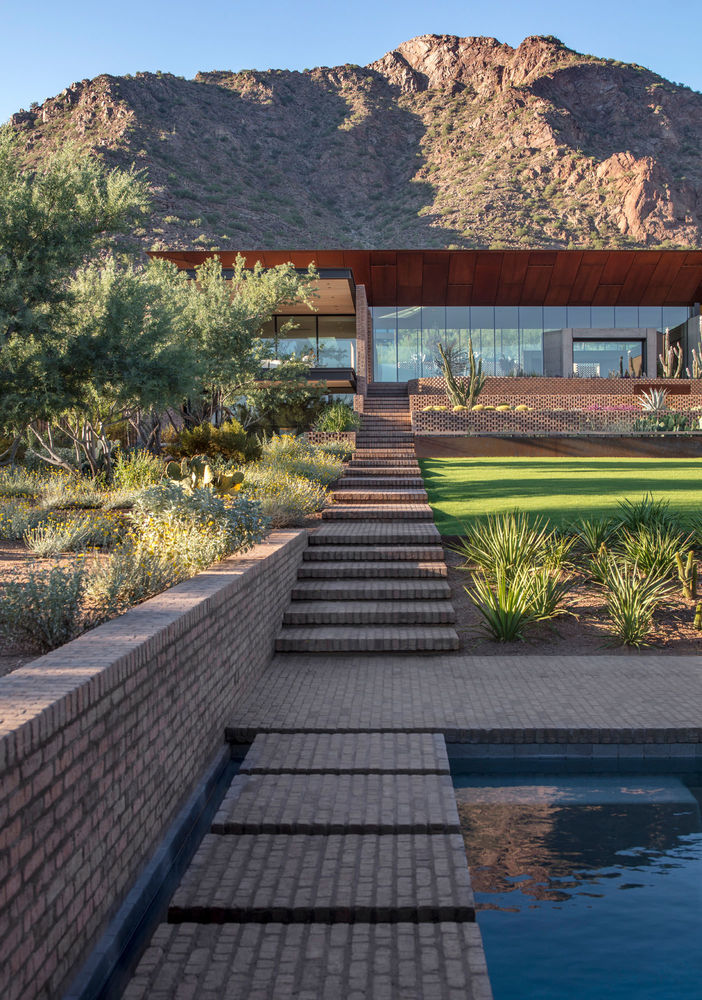 Dazzling in the Desert: Ghost Wash House by A-I-R.