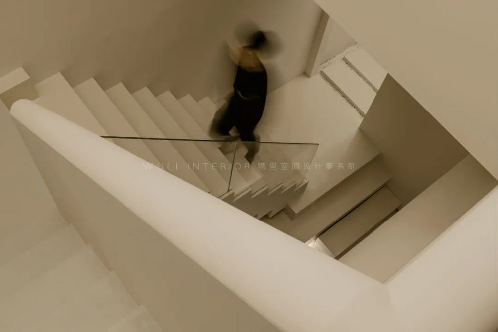 杭州瑜伽馆 | 动及静，静致远的身心休憩空间