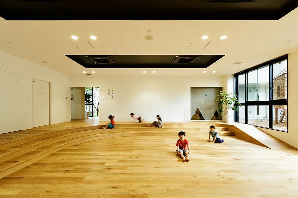 KM 幼儿园 | 立体化游戏空间融入家乡纺织文化