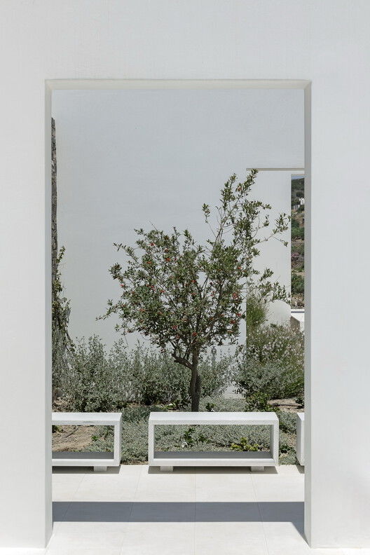 希腊 Paros 岛的 Louria Summer House | 与自然共舞的现代设计