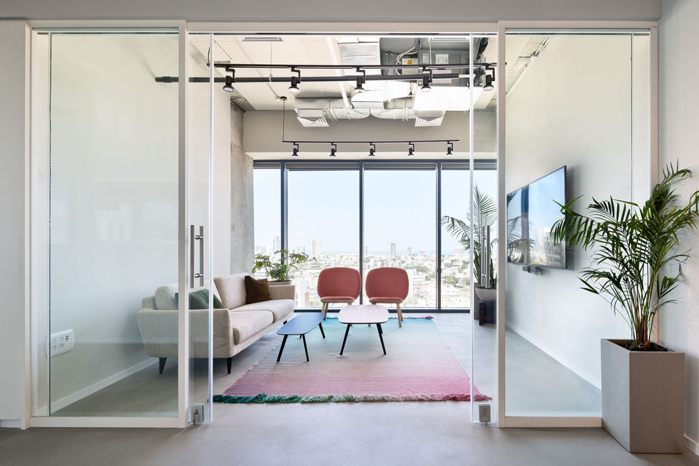 Lumen Offices | 适应疫情需求的高科技办公空间设计