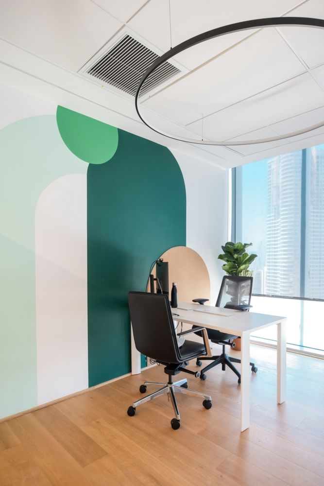 Shir Bargil Studio 打造温馨自然光氛围的 Laminar 办公室