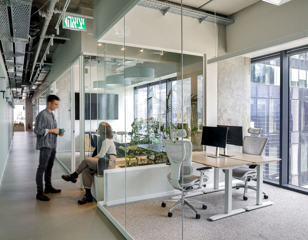 Lumen Offices | 适应疫情需求的高科技办公空间设计
