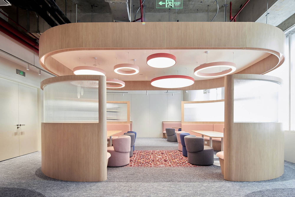 PaperGames HQ Office | 灵活办公空间设计