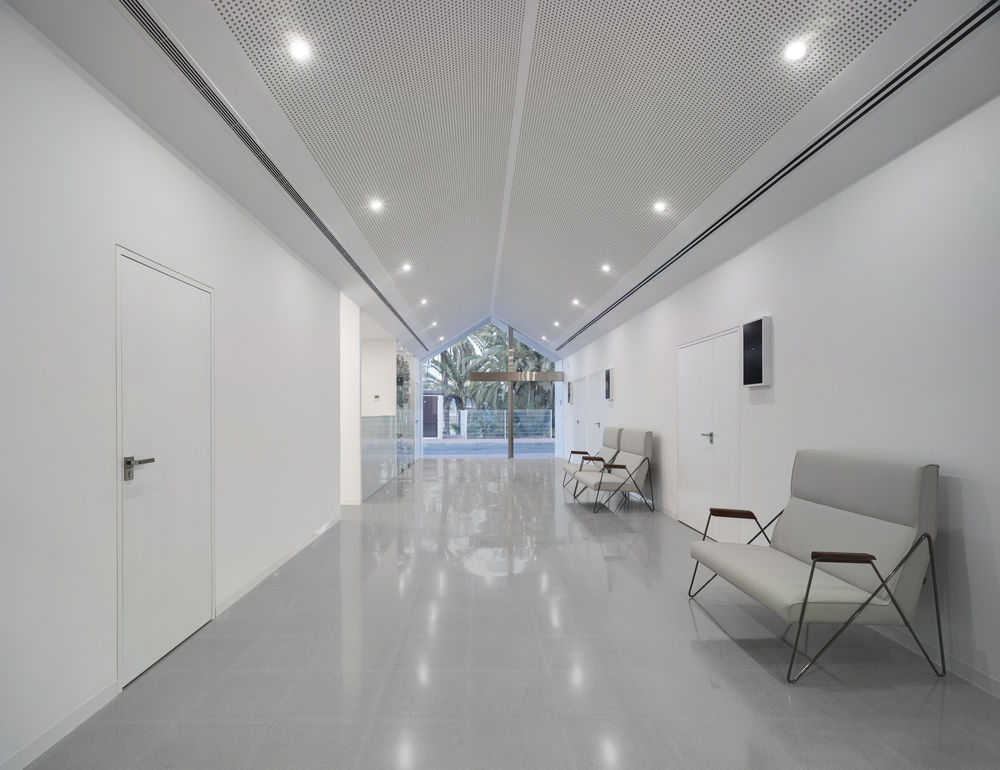 Del Carmen Funeral Home / MCEA | Arquitectura