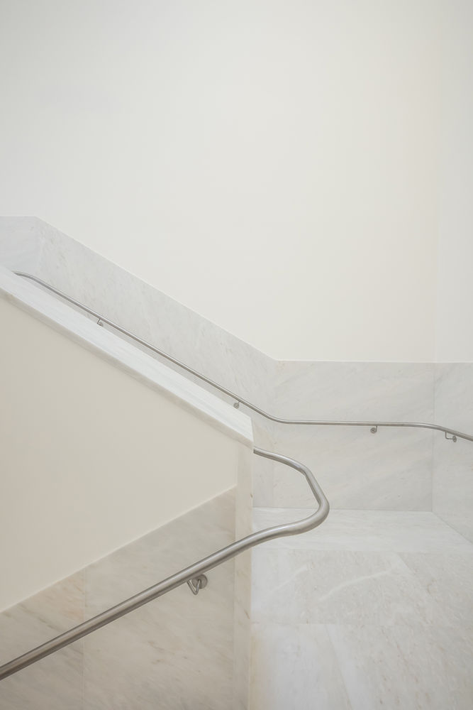 Saint-Jacques-de-la-Lande教堂，法国雷恩 / Álvaro Siza Vieira