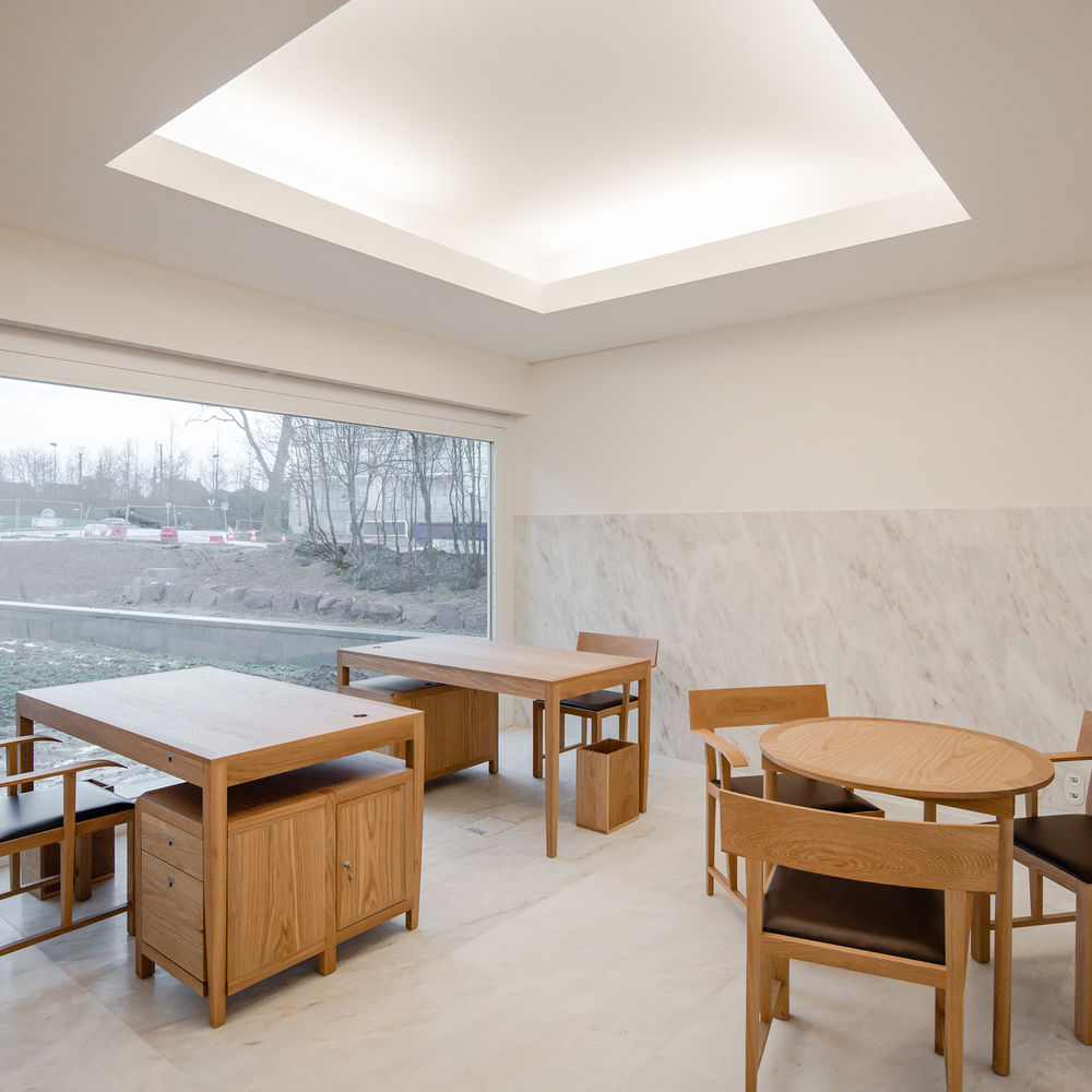 Saint-Jacques-de-la-Lande教堂，法国雷恩 / Álvaro Siza Vieira