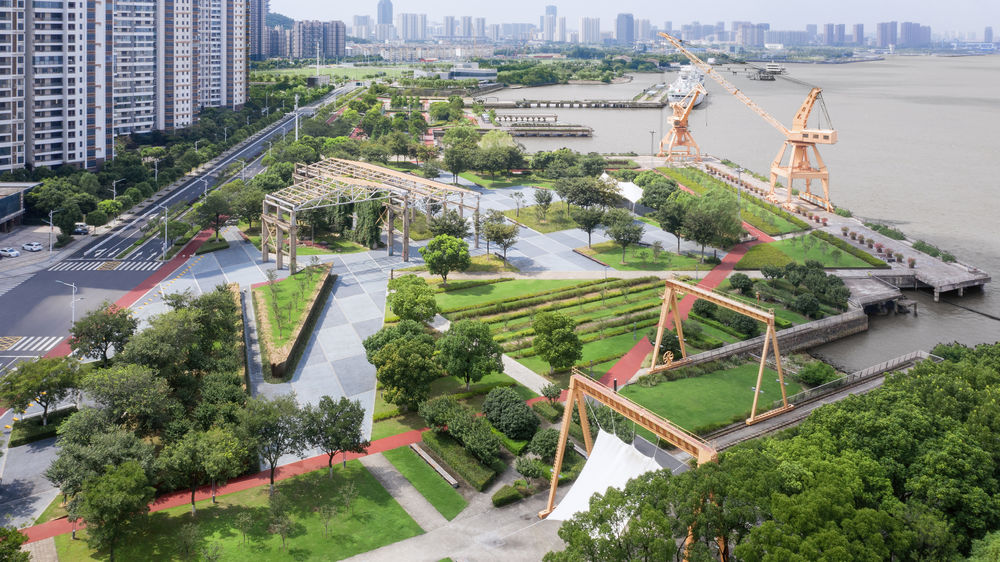 江苏江阴长江码头公园——融合历史与生态的休闲新地标
