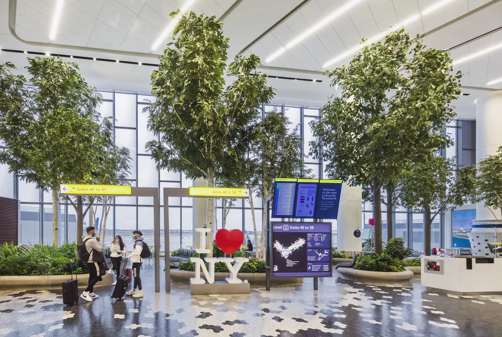 LaGuardia Airport Terminal B Concourse Parks