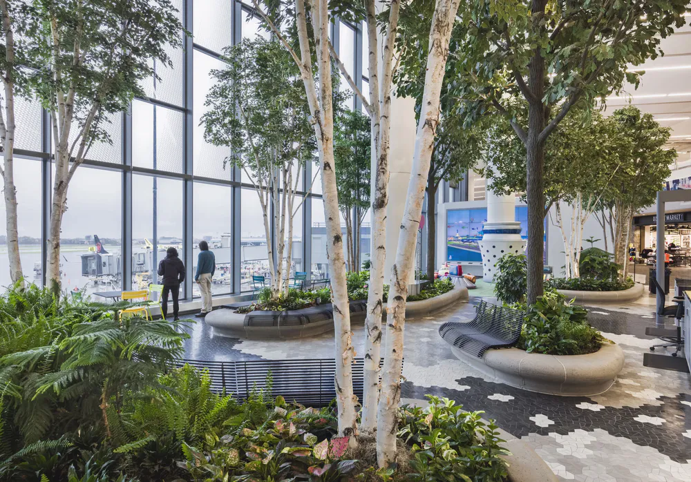 LaGuardia Airport Terminal B Concourse Parks