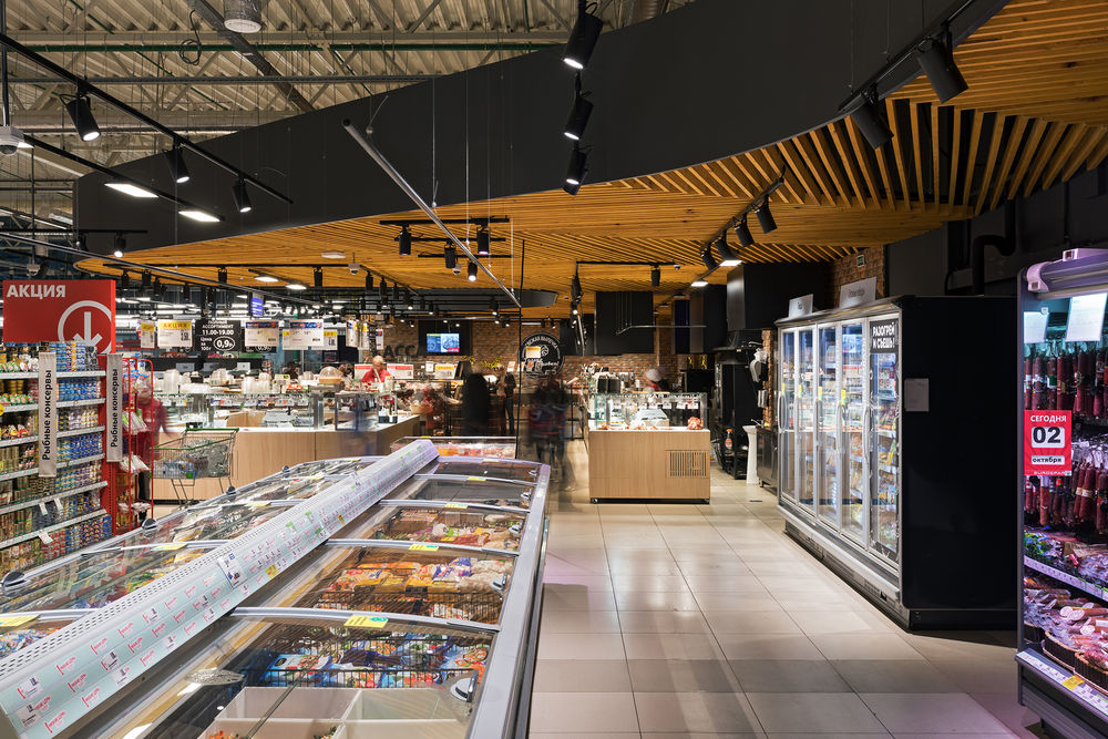 欧陆超市鲍勃鲁伊斯克店 | 以人为尺度的温馨设计