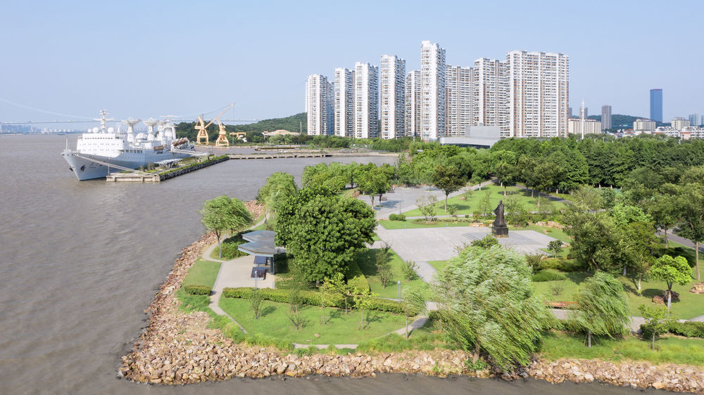 江苏江阴长江码头公园——融合历史与生态的休闲新地标