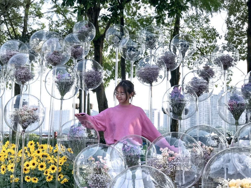 《消失的花园》 | 亚克力气球展现消失之美