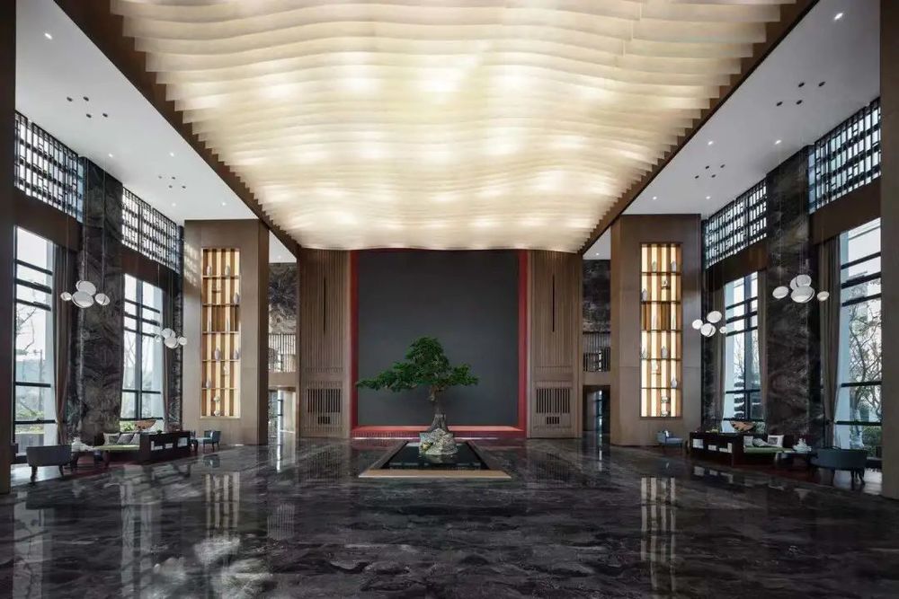 龙腾特钢休闲运动中心 | 有机建筑与自然的和谐共生