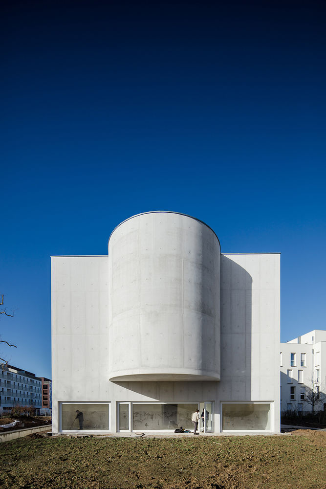 Saint-Jacques-de-la-Lande教堂，法国雷恩 / Álvaro Siza Vieira