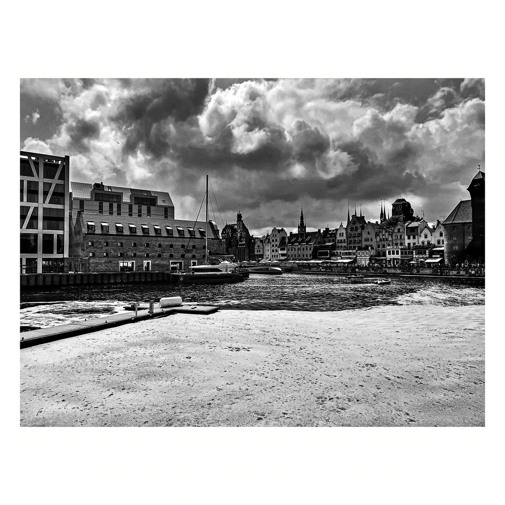 Anastasiya Gushchina丨码头丨black and white photography丨波兰