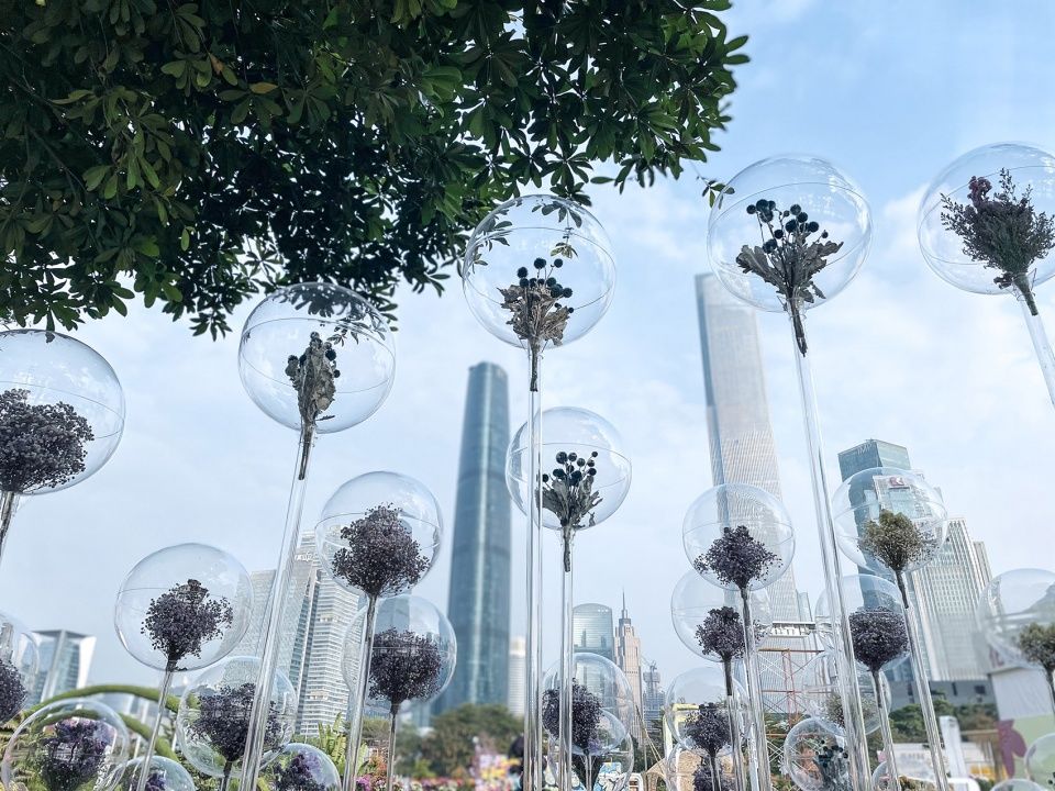 《消失的花园》 | 亚克力气球展现消失之美